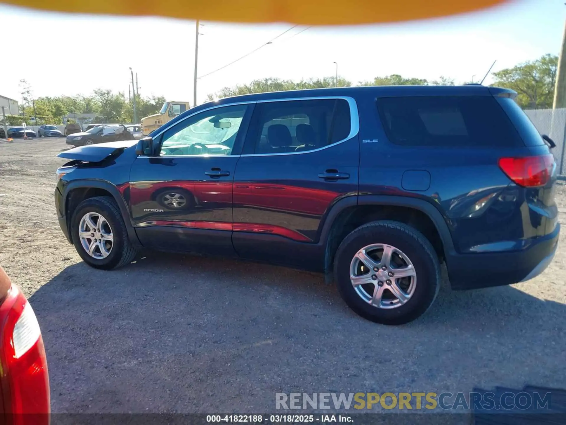 14 Photograph of a damaged car 1GKKNKLA9KZ106220 GMC ACADIA 2019