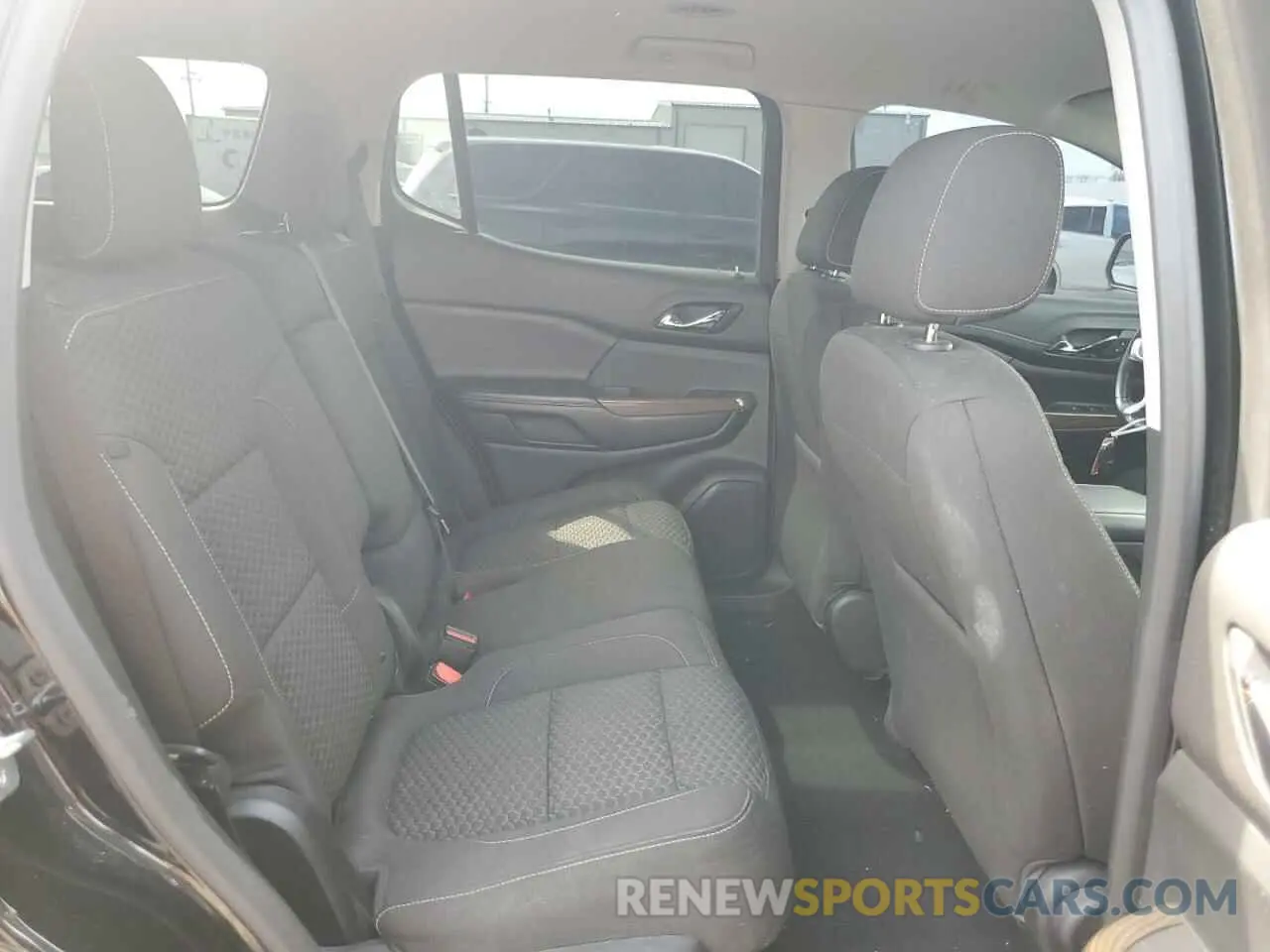 11 Photograph of a damaged car 1GKKNKLA9KZ156017 GMC ACADIA 2019
