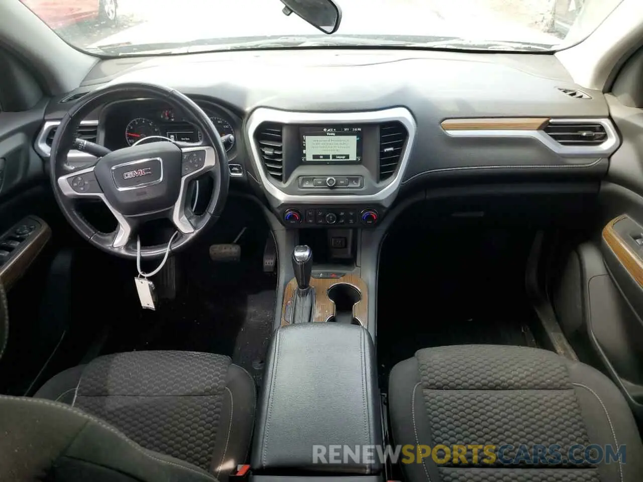 8 Photograph of a damaged car 1GKKNKLA9KZ156017 GMC ACADIA 2019