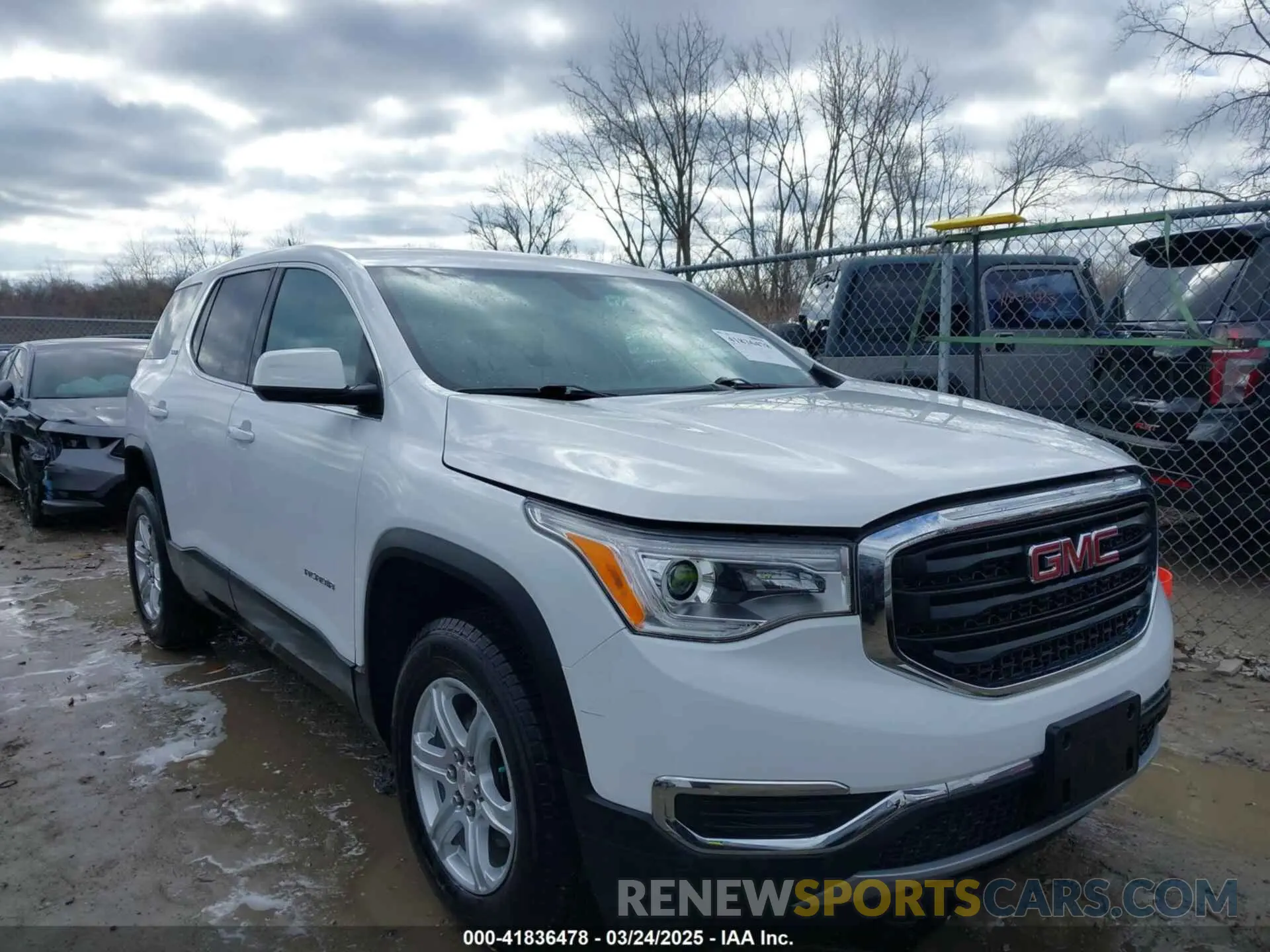 1 Photograph of a damaged car 1GKKNKLA9KZ233226 GMC ACADIA 2019