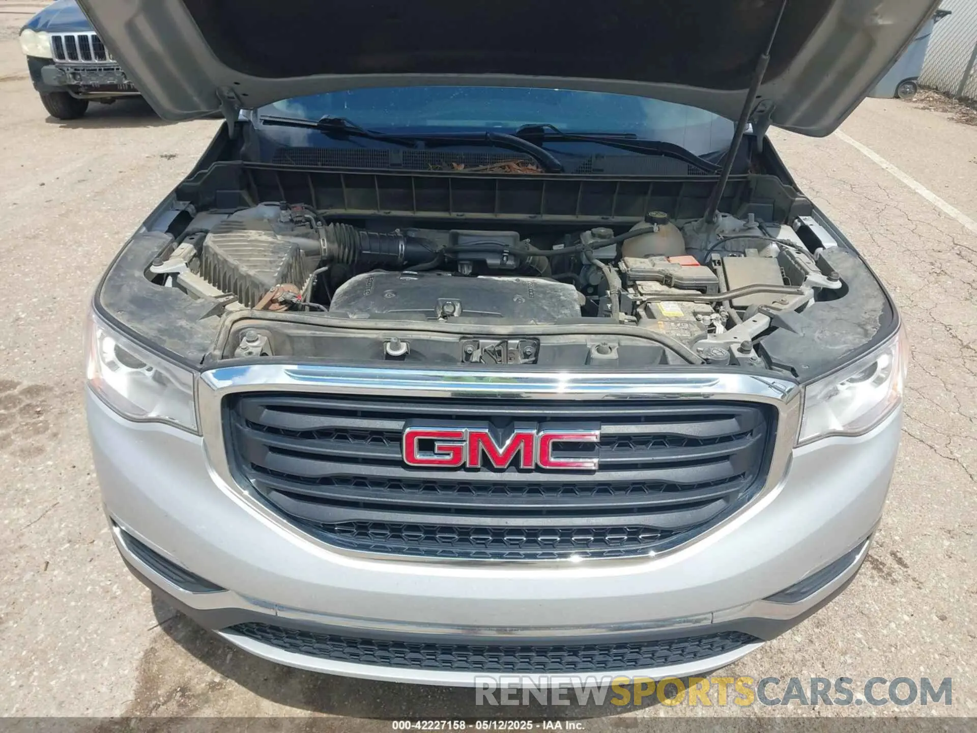 10 Photograph of a damaged car 1GKKNKLA9KZ298626 GMC ACADIA 2019