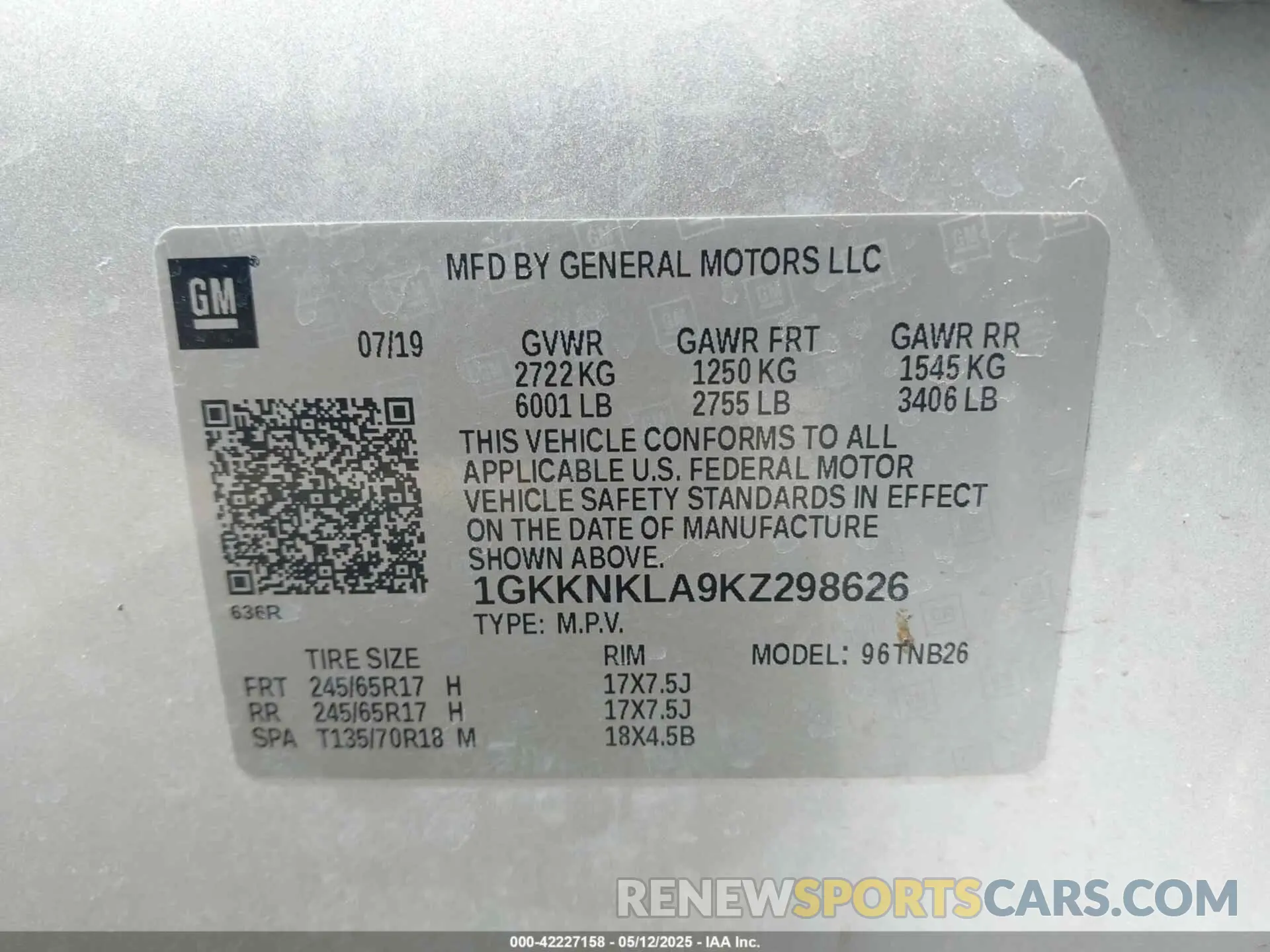 9 Photograph of a damaged car 1GKKNKLA9KZ298626 GMC ACADIA 2019