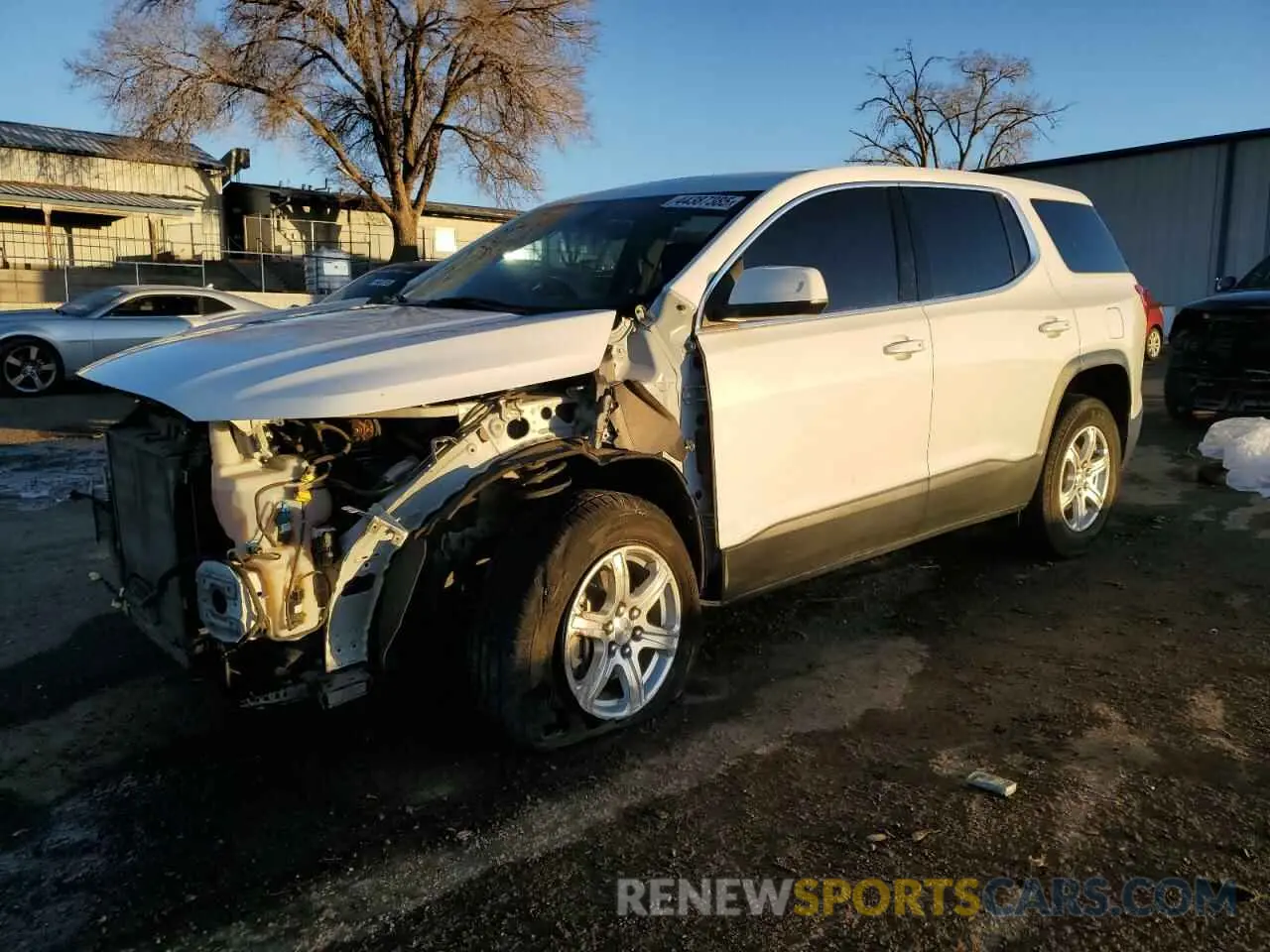 1 Photograph of a damaged car 1GKKNKLAXKZ121552 GMC ACADIA 2019