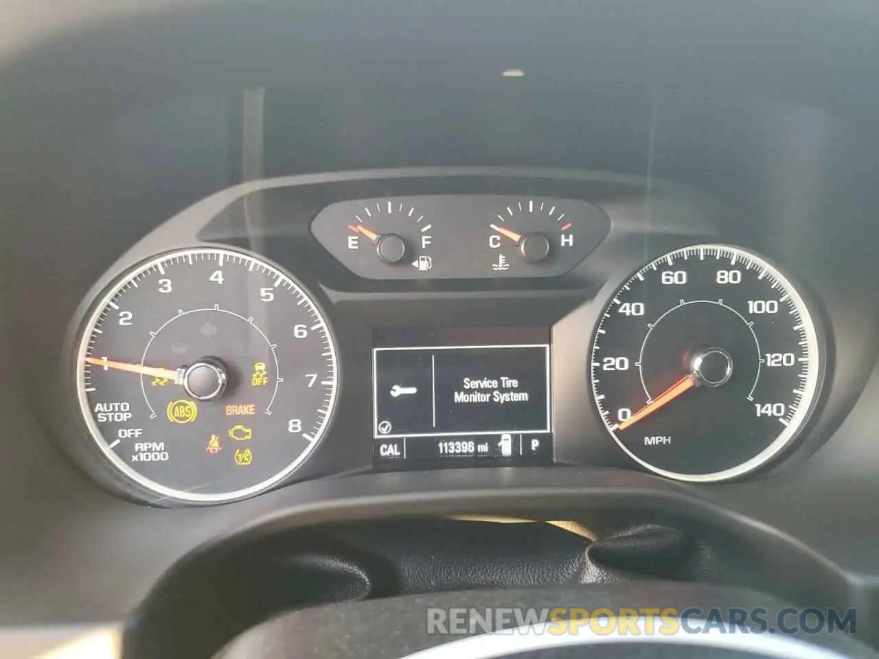 9 Photograph of a damaged car 1GKKNKLAXKZ121552 GMC ACADIA 2019