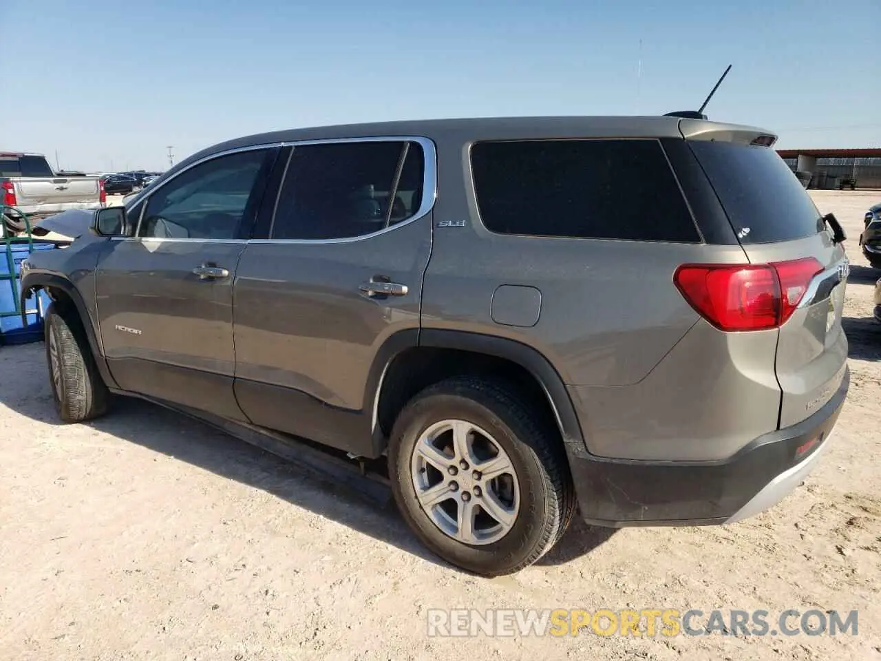 2 Photograph of a damaged car 1GKKNKLAXKZ157824 GMC ACADIA 2019