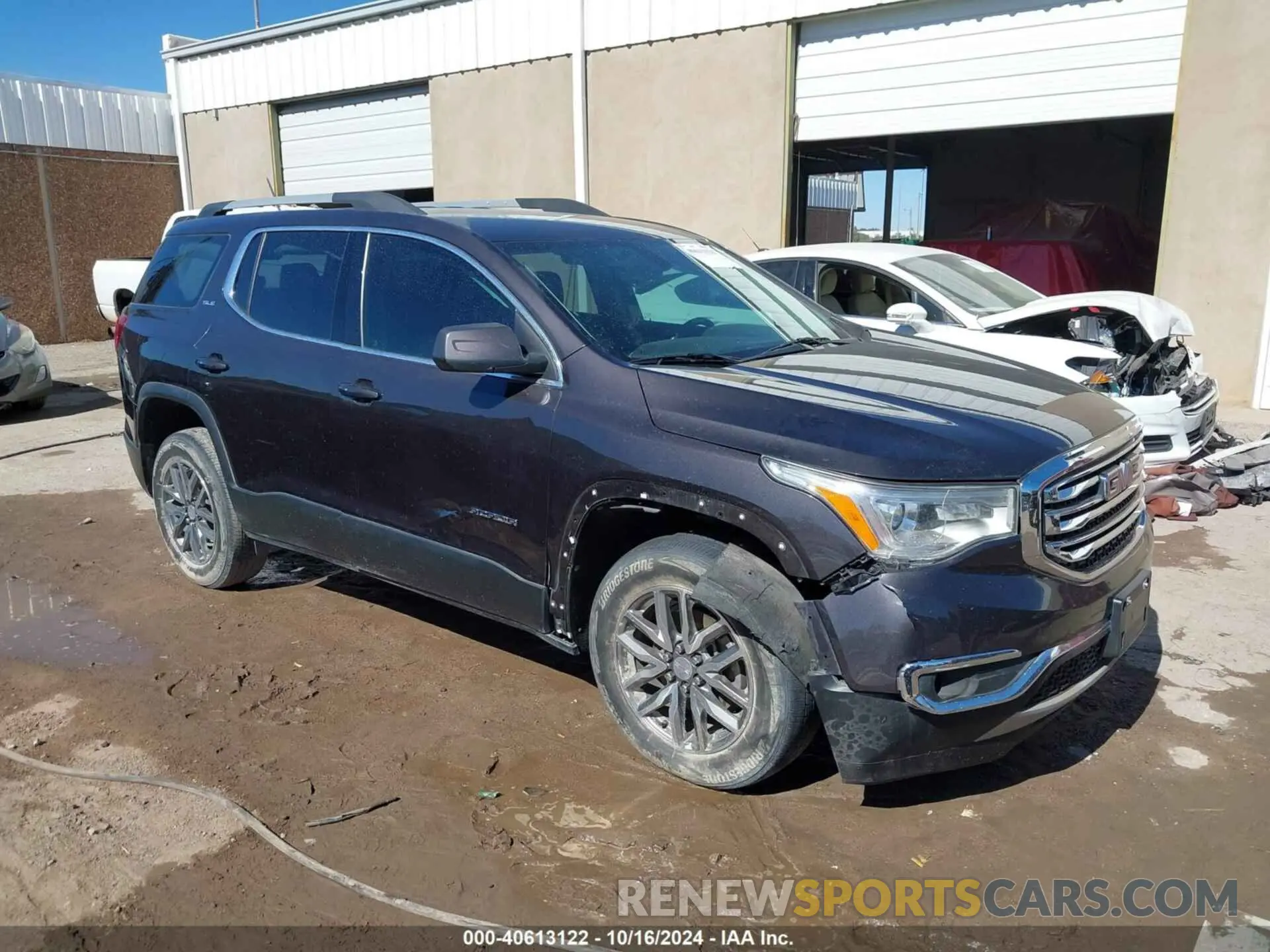 1 Photograph of a damaged car 1GKKNLLA1KZ115922 GMC ACADIA 2019