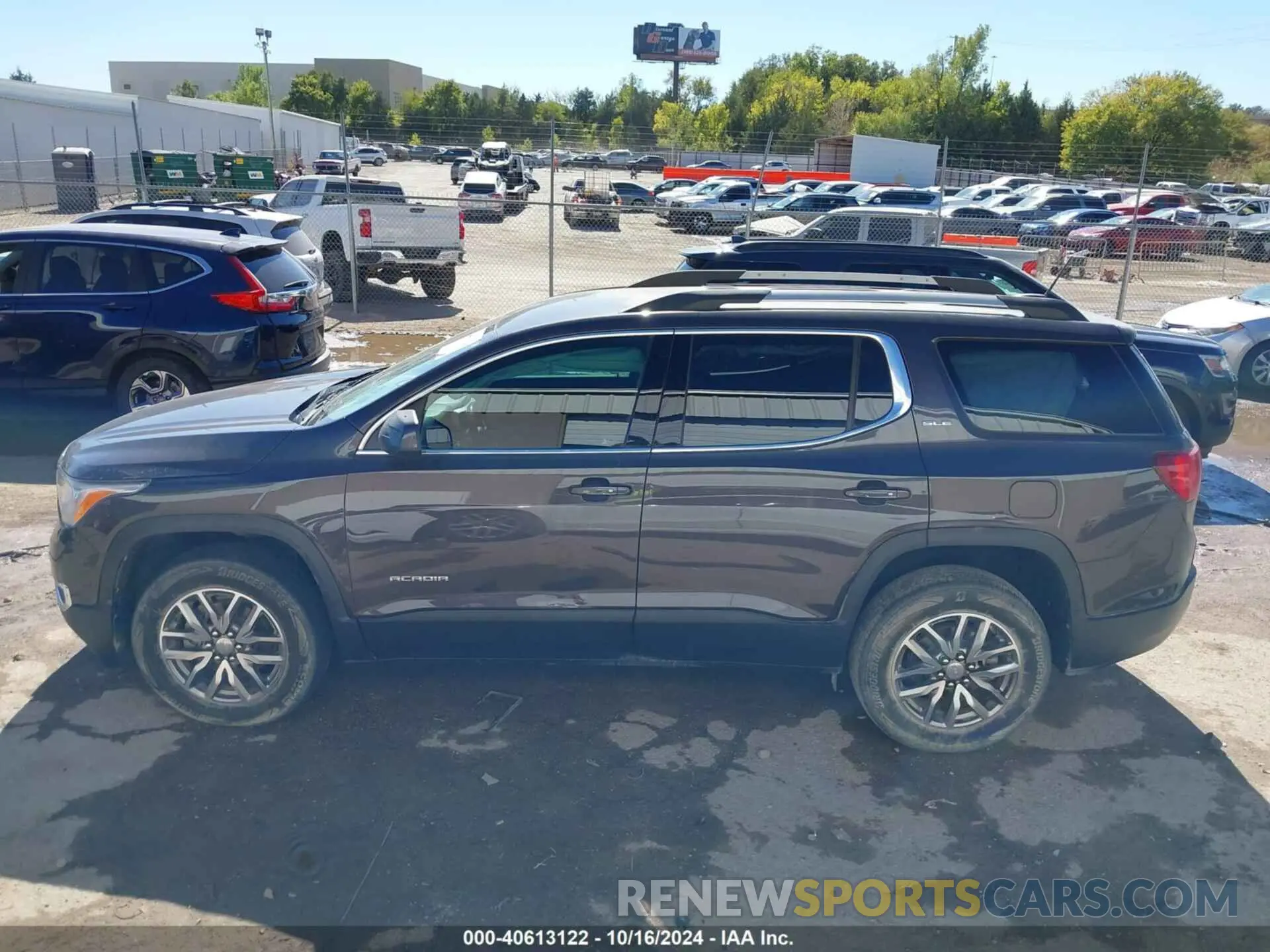 14 Photograph of a damaged car 1GKKNLLA1KZ115922 GMC ACADIA 2019