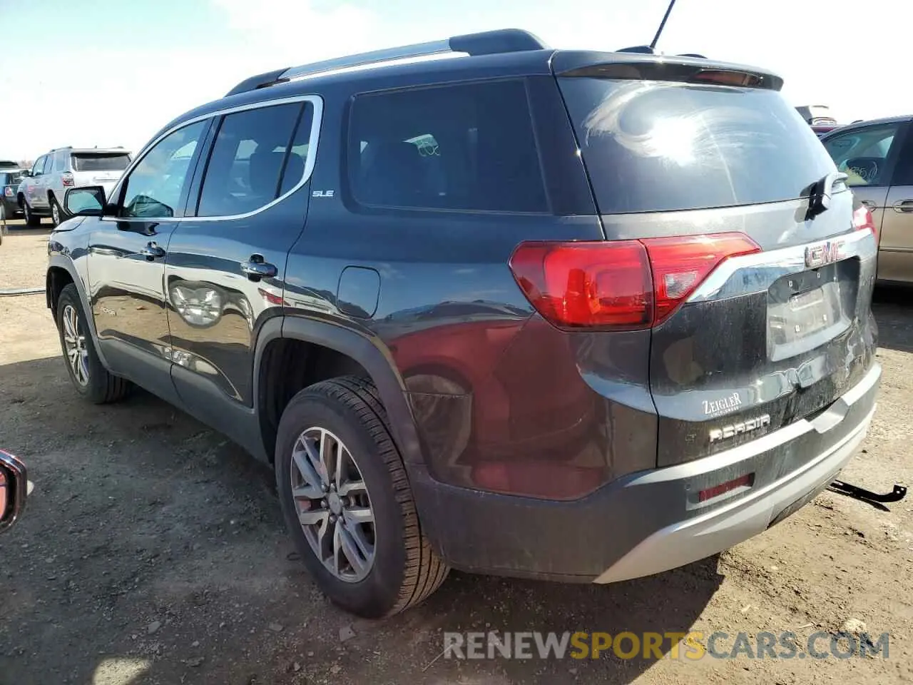 2 Photograph of a damaged car 1GKKNLLA1KZ123762 GMC ACADIA 2019