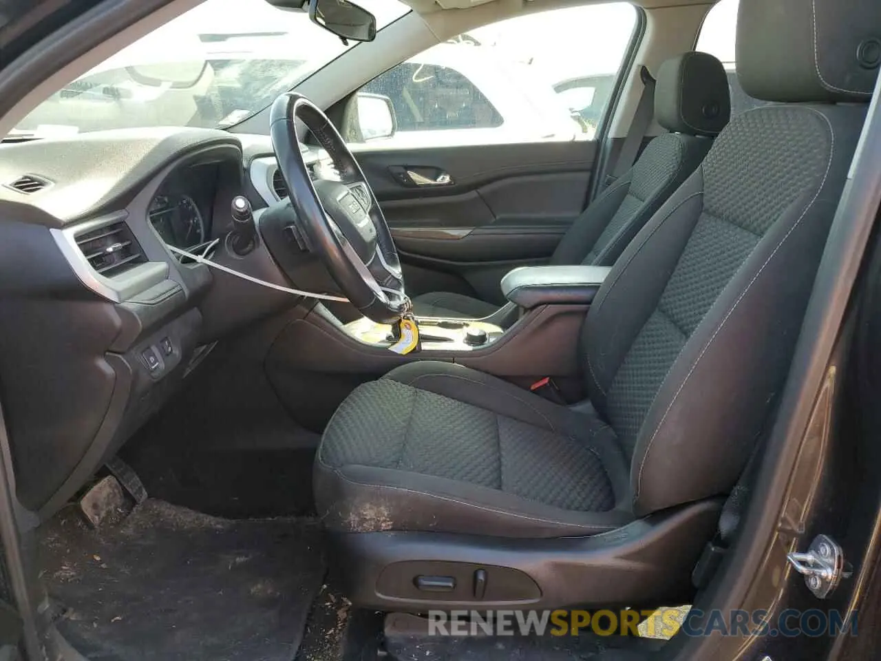 7 Photograph of a damaged car 1GKKNLLA1KZ123762 GMC ACADIA 2019