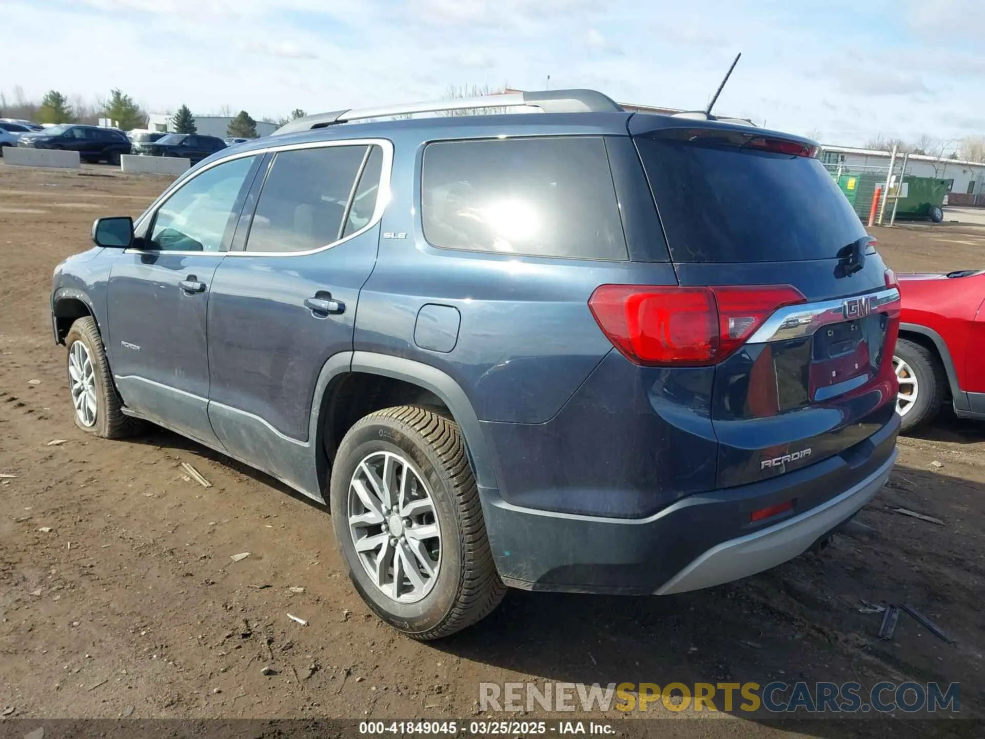 3 Photograph of a damaged car 1GKKNLLA1KZ196517 GMC ACADIA 2019