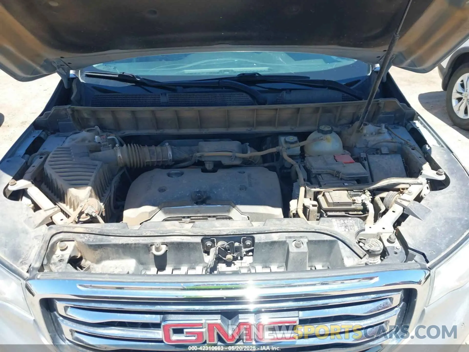 10 Photograph of a damaged car 1GKKNLLA1KZ269417 GMC ACADIA 2019