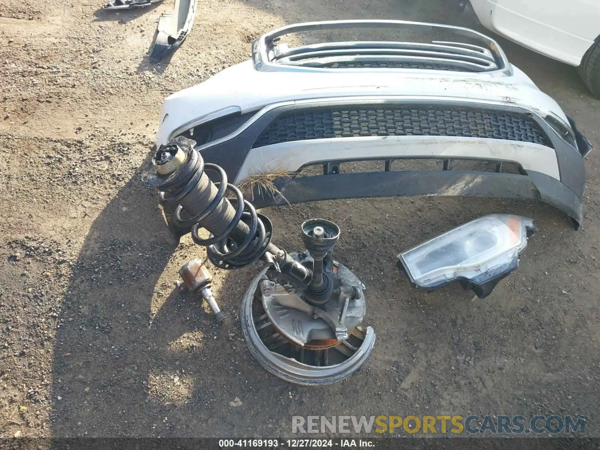 12 Photograph of a damaged car 1GKKNLLA1KZ279896 GMC ACADIA 2019