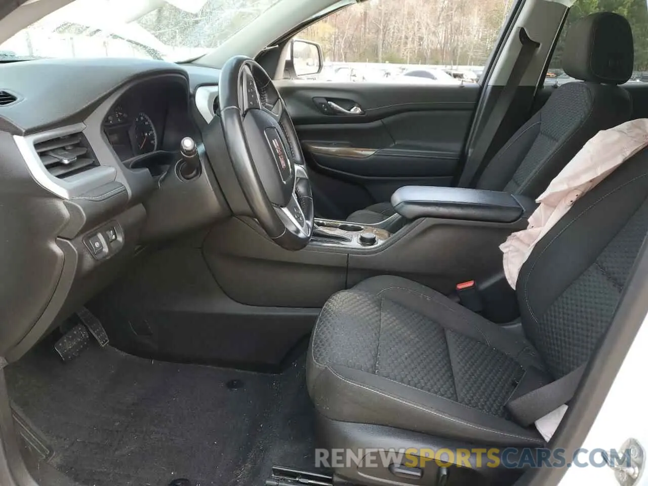 7 Photograph of a damaged car 1GKKNLLA2KZ253114 GMC ACADIA 2019
