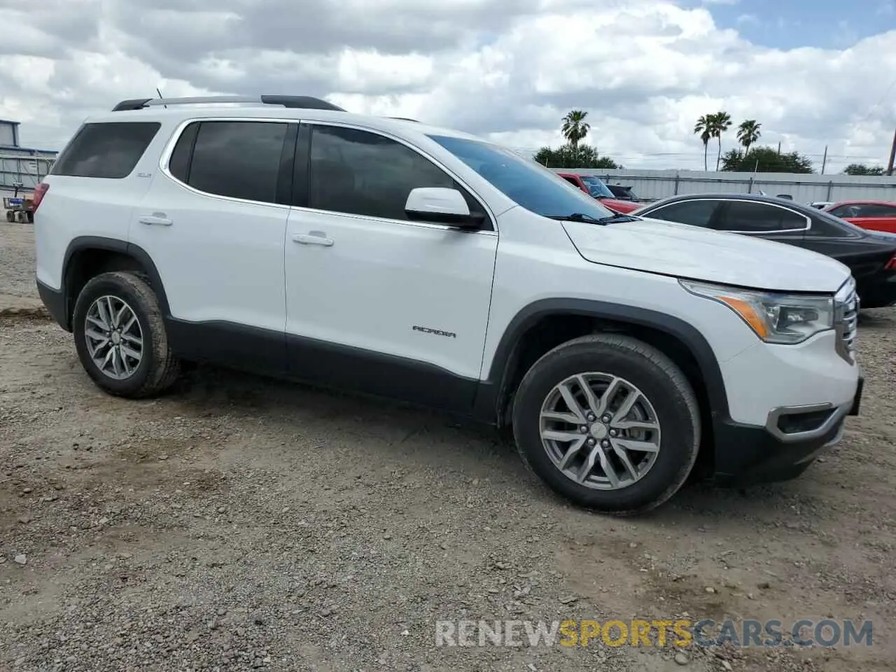 4 Photograph of a damaged car 1GKKNLLA5KZ209172 GMC ACADIA 2019