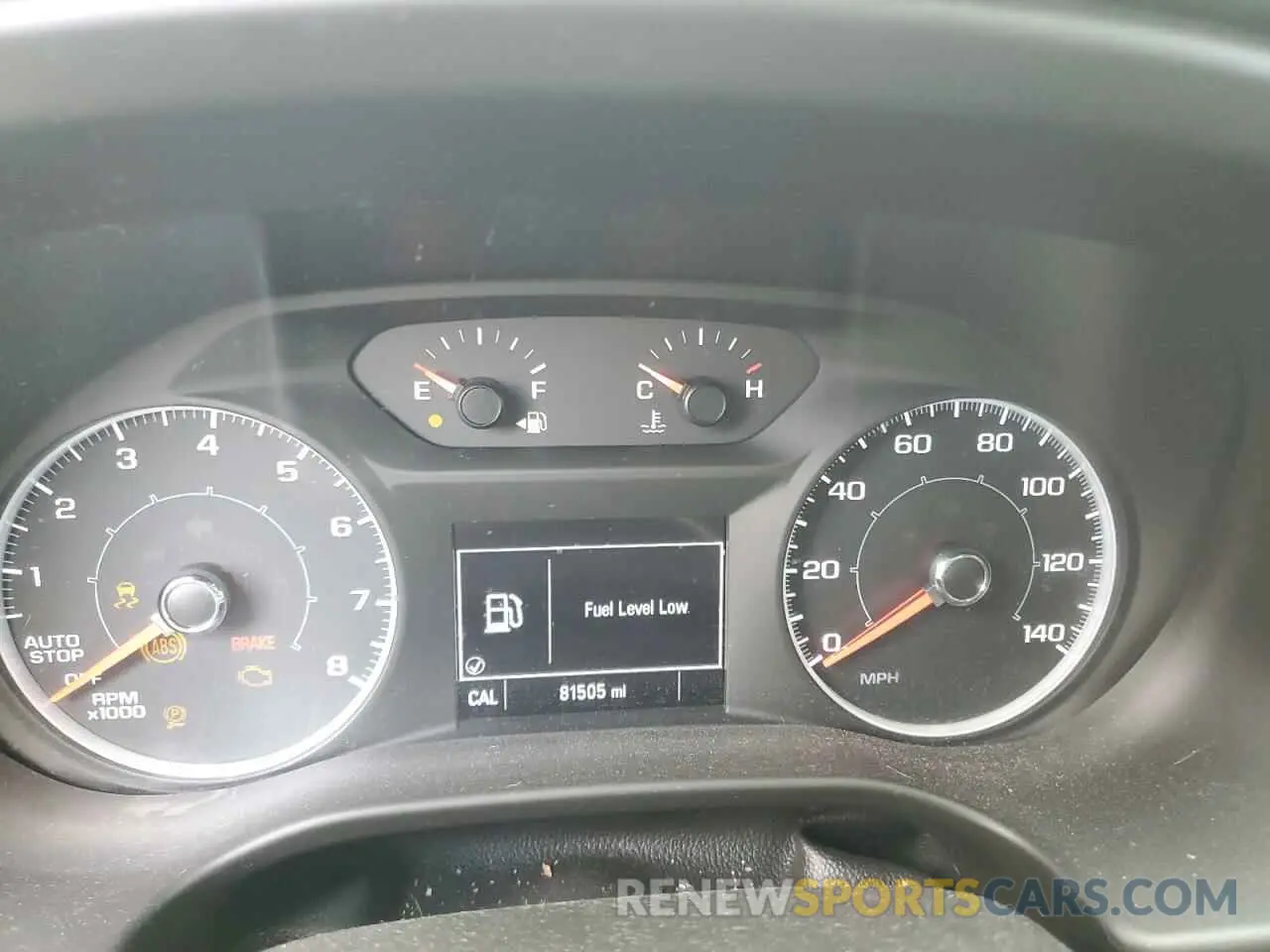 9 Photograph of a damaged car 1GKKNLLA5KZ209172 GMC ACADIA 2019