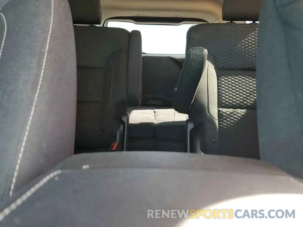 10 Photograph of a damaged car 1GKKNLLA7KZ216205 GMC ACADIA 2019