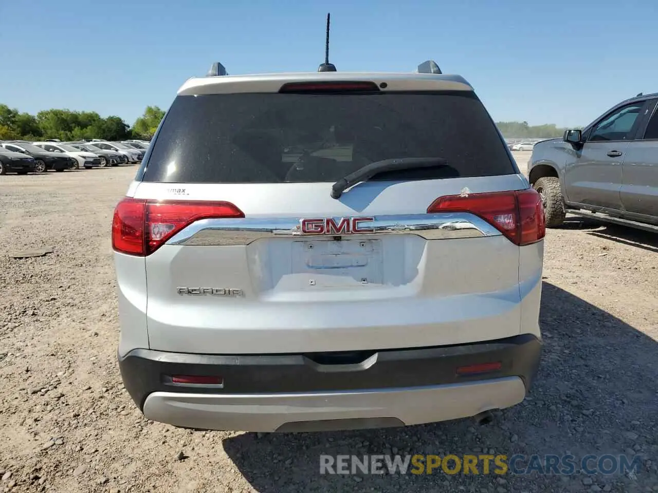 6 Photograph of a damaged car 1GKKNLLA7KZ216205 GMC ACADIA 2019