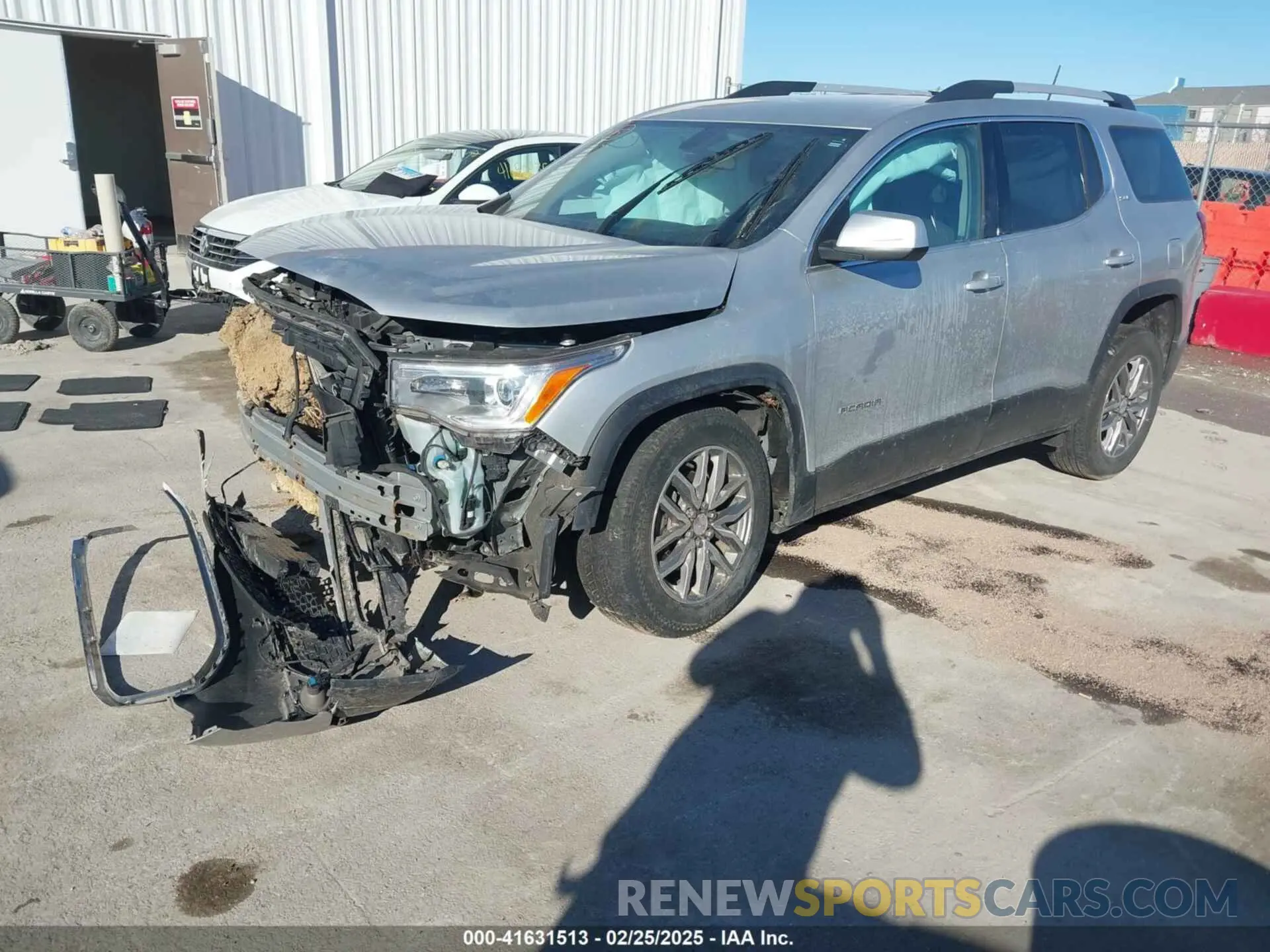 2 Photograph of a damaged car 1GKKNLLS0KZ123275 GMC ACADIA 2019