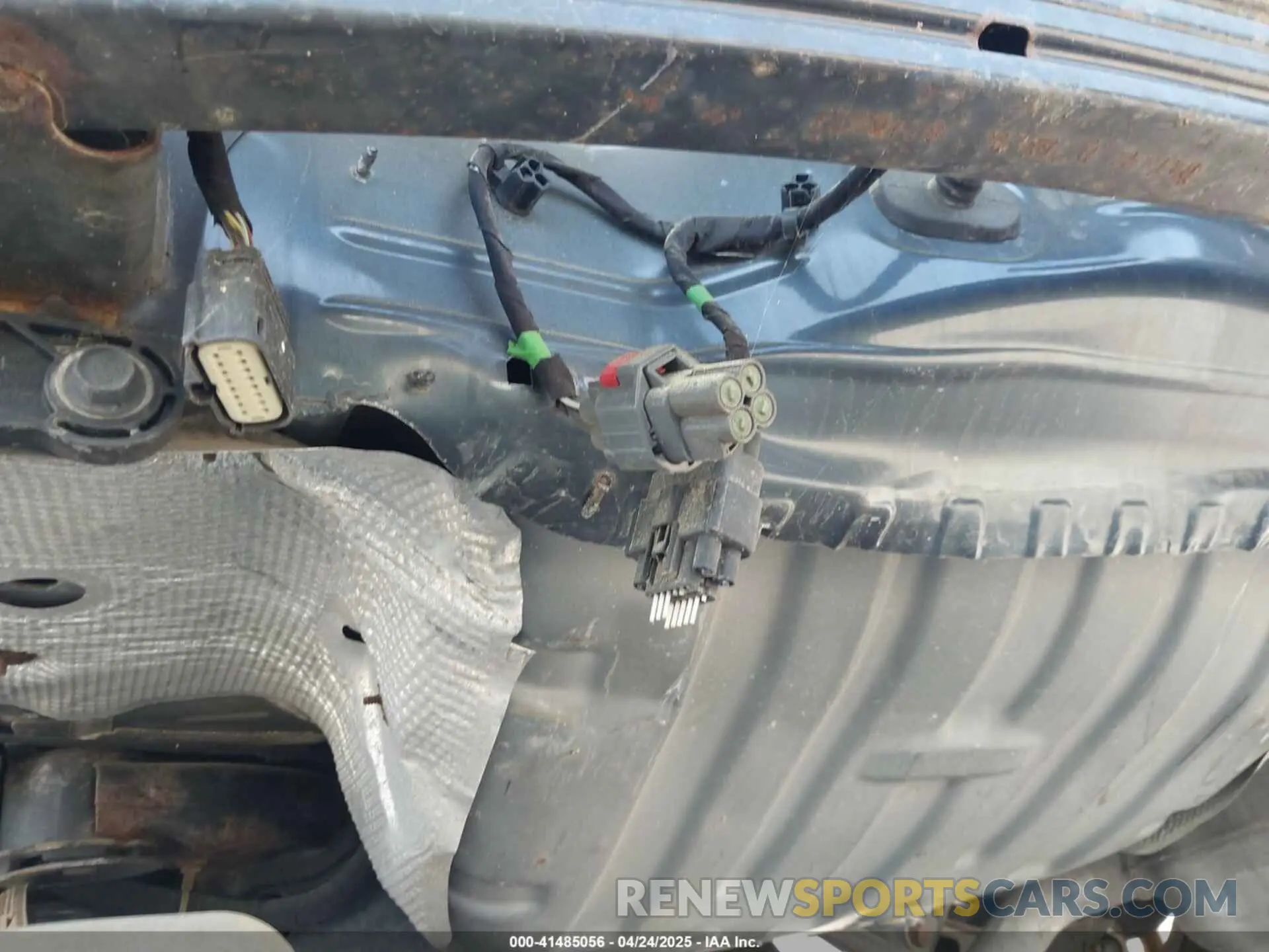 21 Photograph of a damaged car 1GKKNLLS2KZ276174 GMC ACADIA 2019