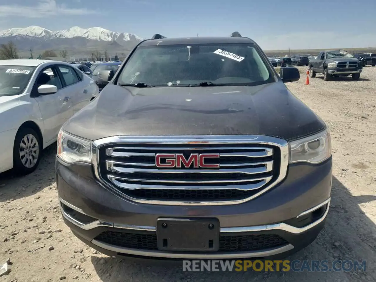 5 Photograph of a damaged car 1GKKNLLS2KZ288230 GMC ACADIA 2019