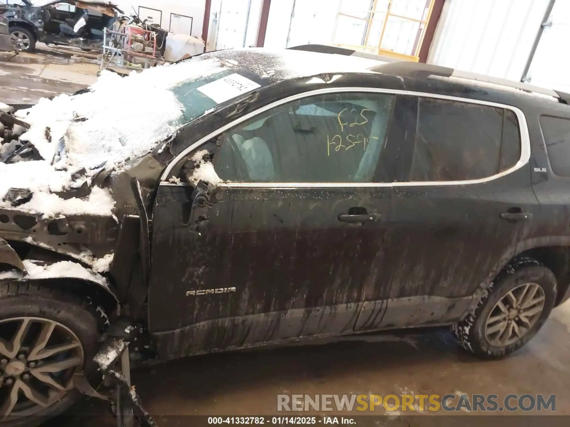 14 Photograph of a damaged car 1GKKNLLS2KZ294626 GMC ACADIA 2019