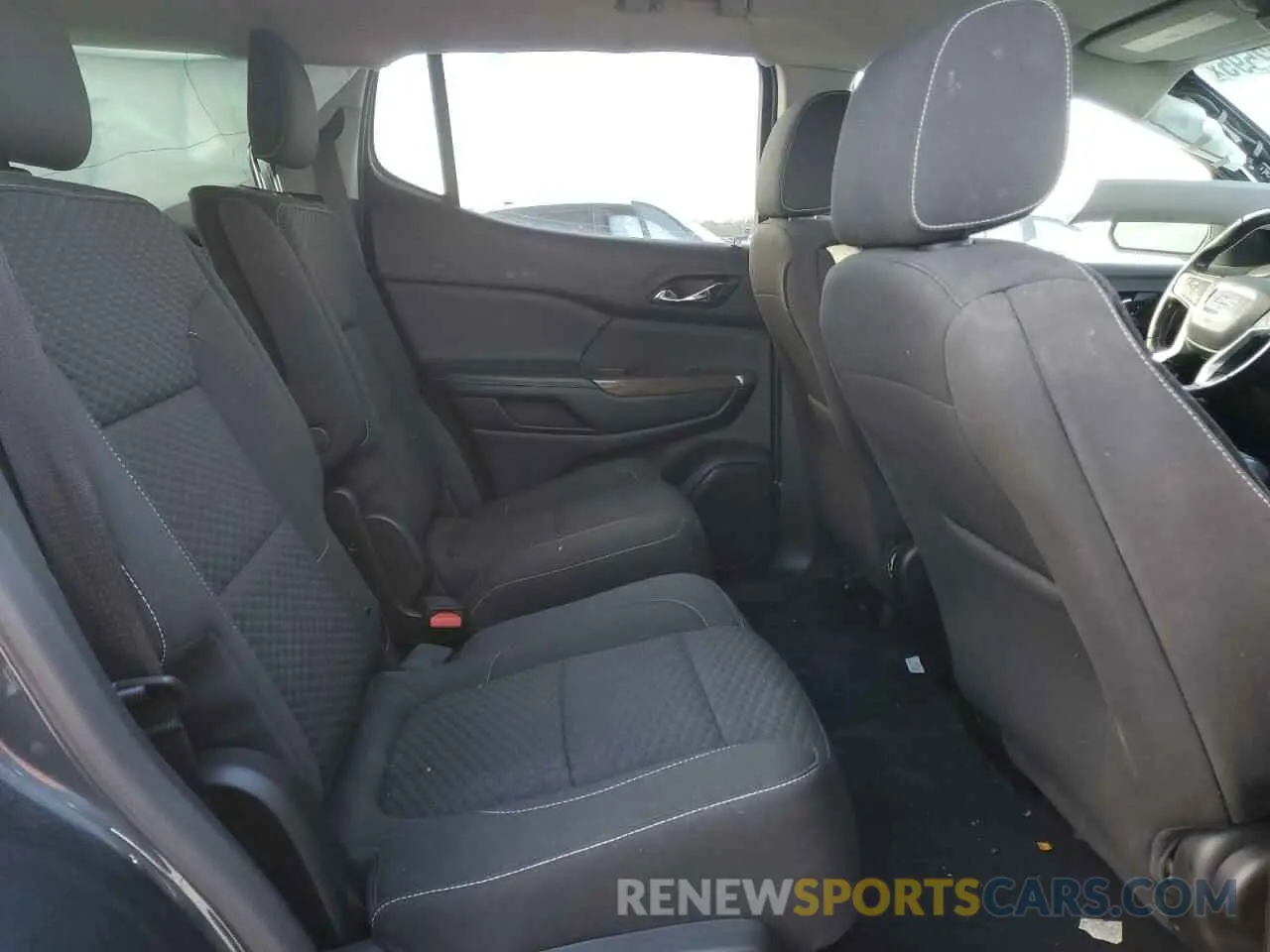 11 Photograph of a damaged car 1GKKNLLS3KZ276538 GMC ACADIA 2019