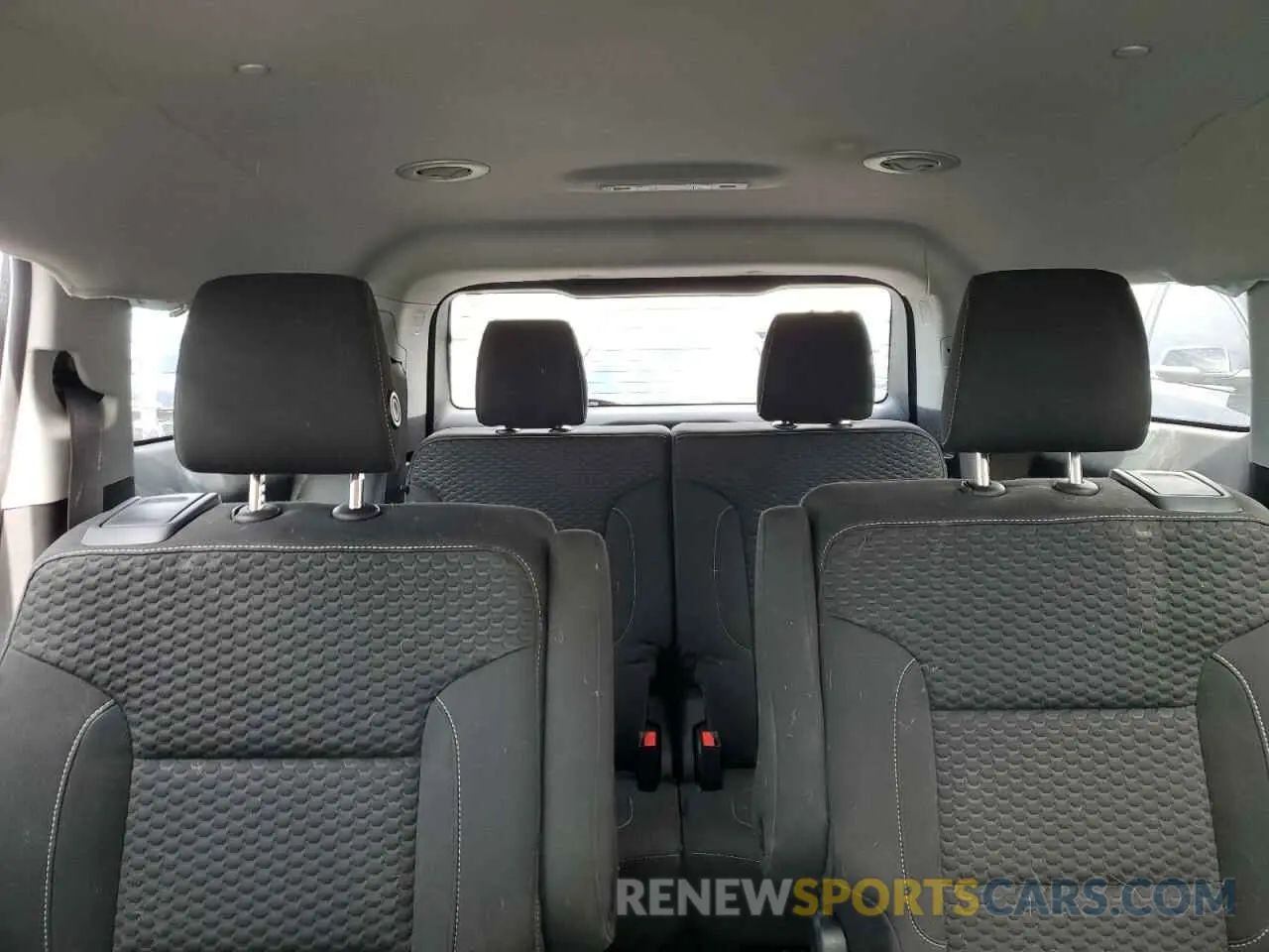 10 Photograph of a damaged car 1GKKNLLS3KZ289063 GMC ACADIA 2019