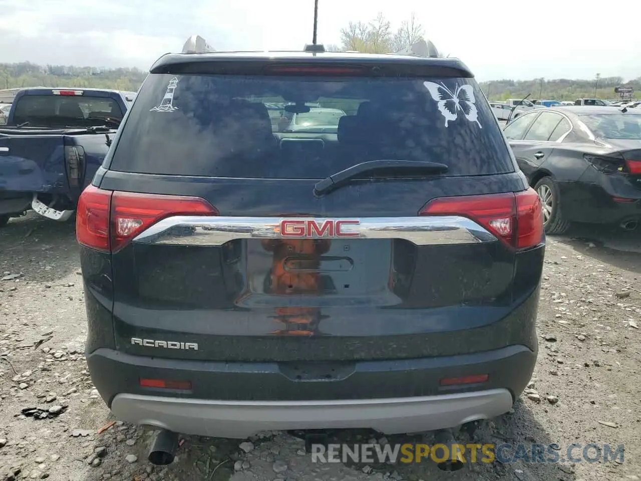 6 Photograph of a damaged car 1GKKNLLS3KZ289063 GMC ACADIA 2019