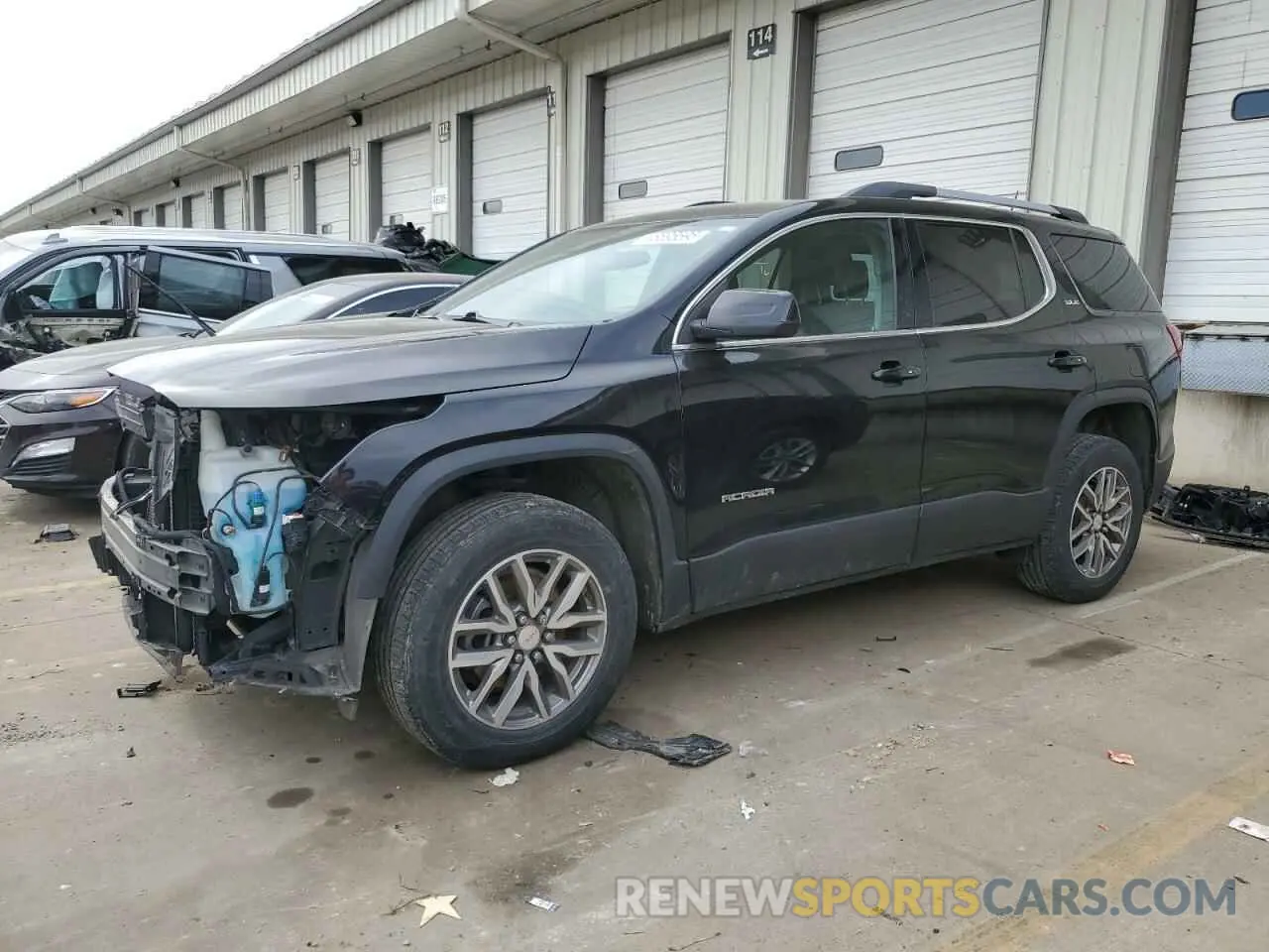1 Photograph of a damaged car 1GKKNLLS4KZ102428 GMC ACADIA 2019