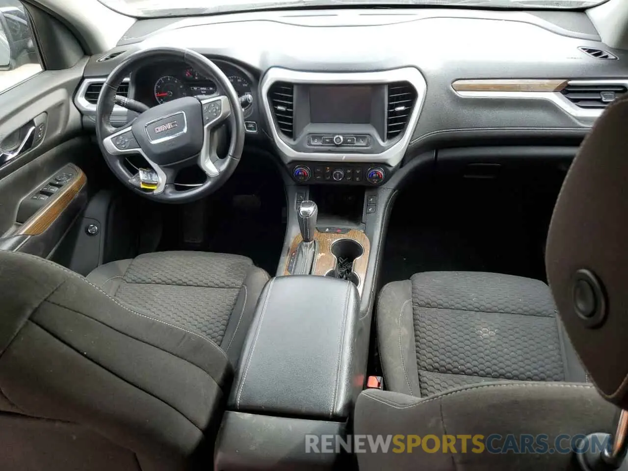 8 Photograph of a damaged car 1GKKNLLS4KZ102428 GMC ACADIA 2019