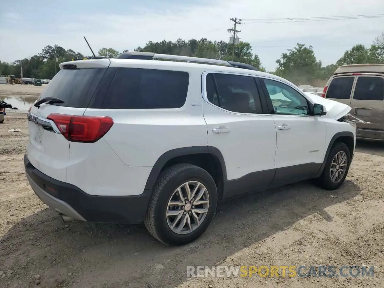 3 Photograph of a damaged car 1GKKNLLS4KZ154562 GMC ACADIA 2019