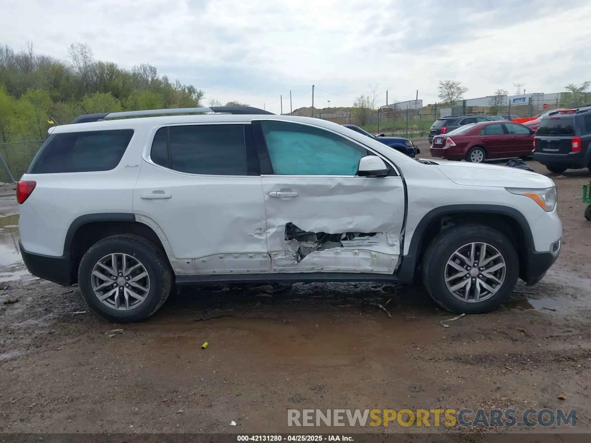 13 Photograph of a damaged car 1GKKNLLS6KZ279109 GMC ACADIA 2019