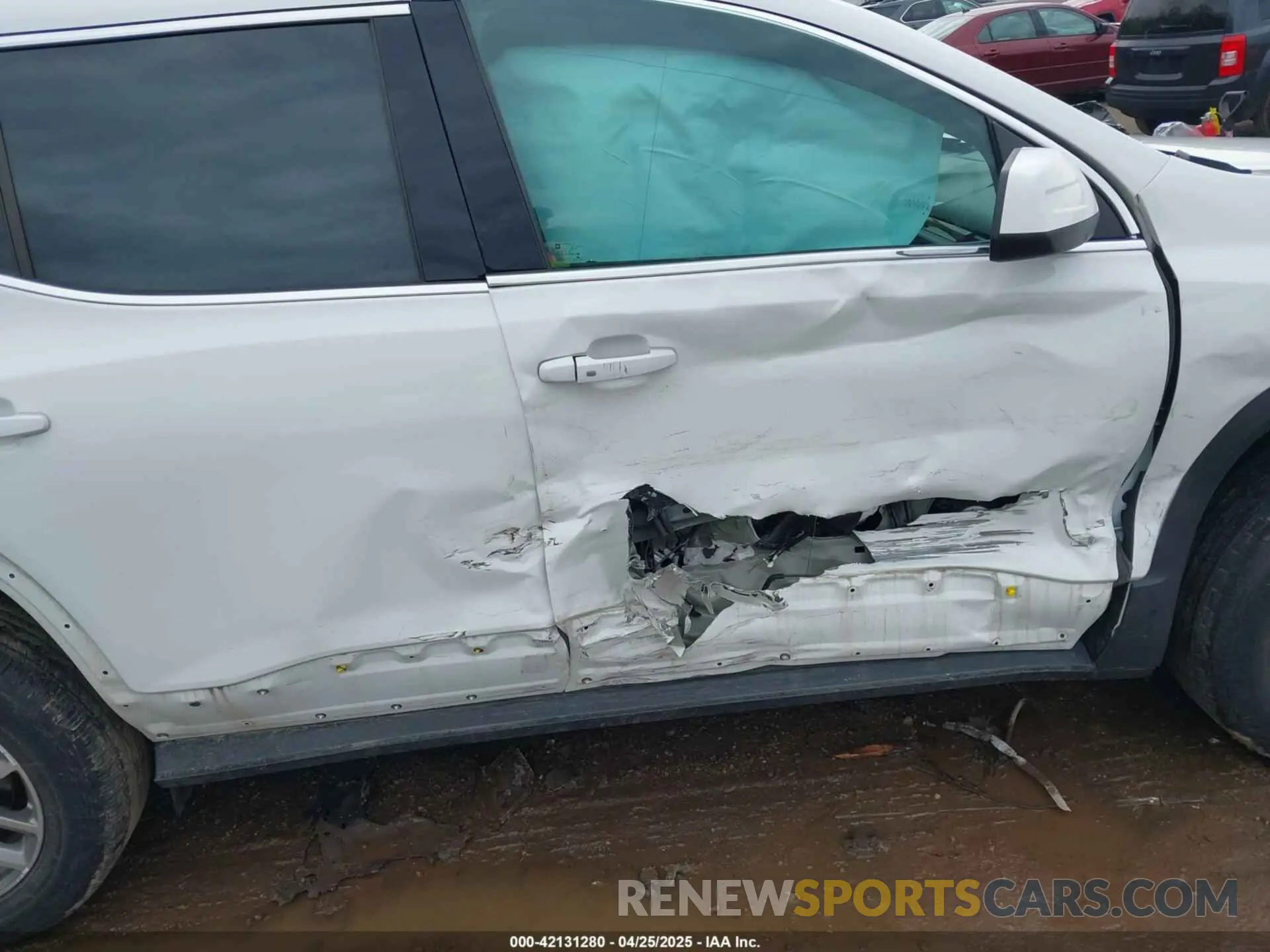6 Photograph of a damaged car 1GKKNLLS6KZ279109 GMC ACADIA 2019