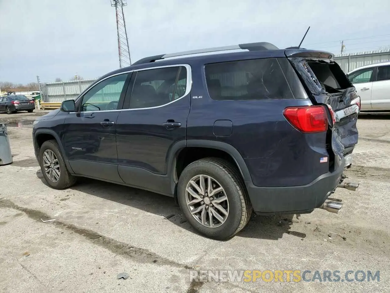 2 Photograph of a damaged car 1GKKNLLS7KZ223020 GMC ACADIA 2019