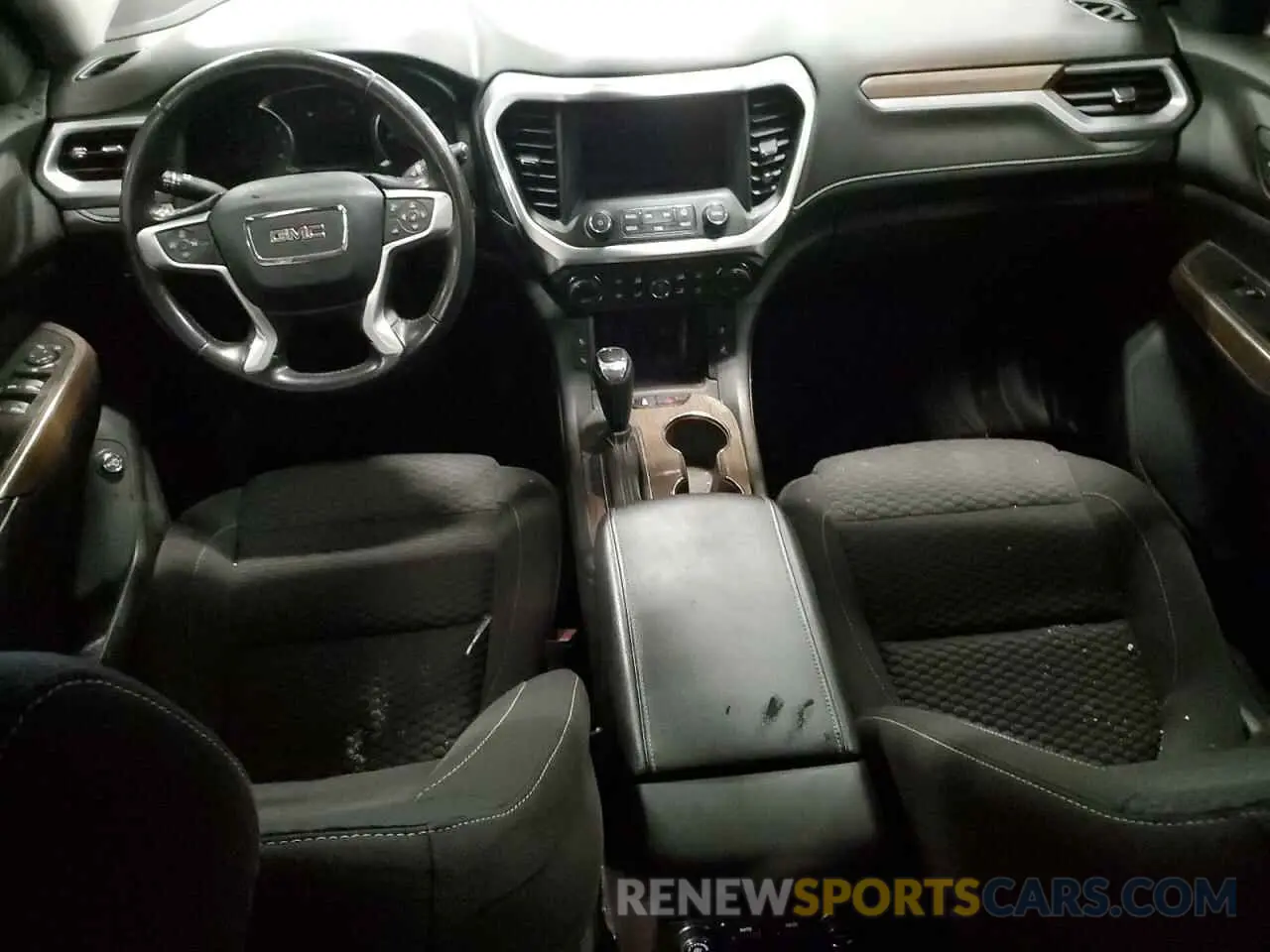 8 Photograph of a damaged car 1GKKNLLS8KZ202273 GMC ACADIA 2019