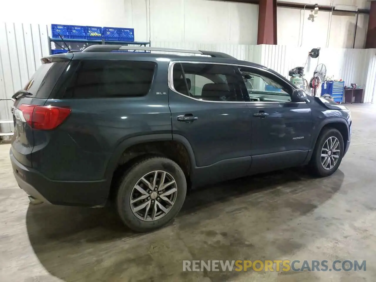3 Photograph of a damaged car 1GKKNLLS8KZ226282 GMC ACADIA 2019