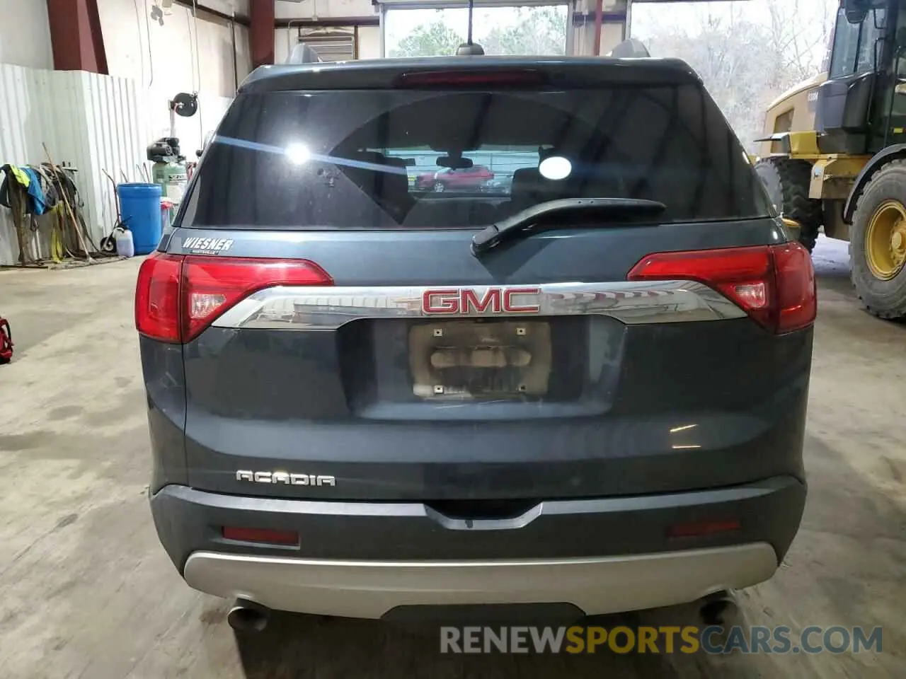 6 Photograph of a damaged car 1GKKNLLS8KZ226282 GMC ACADIA 2019