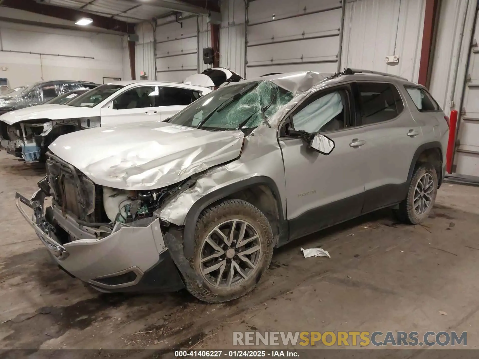 2 Photograph of a damaged car 1GKKNLLS9KZ190151 GMC ACADIA 2019