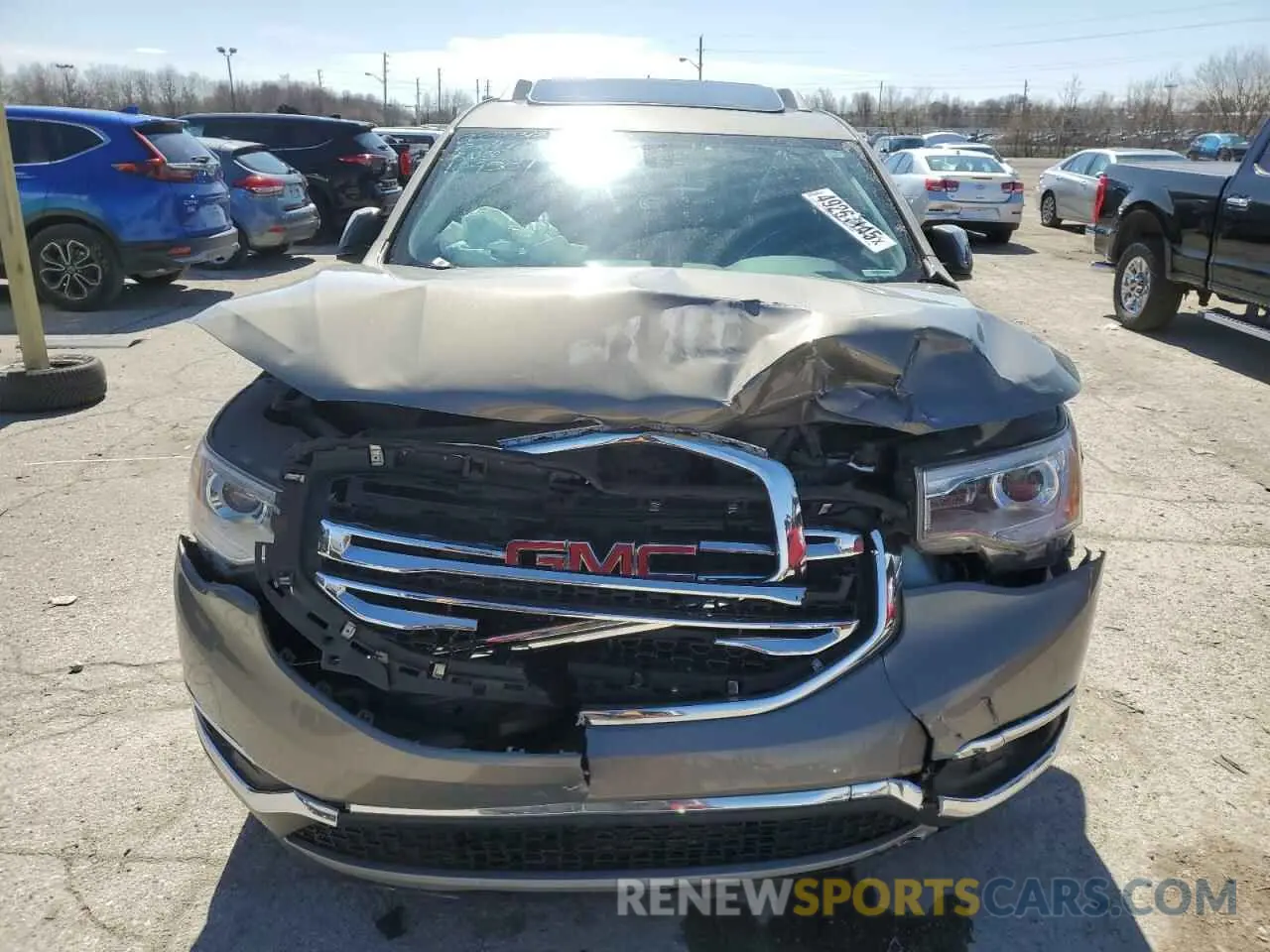 5 Photograph of a damaged car 1GKKNMLA8KZ109301 GMC ACADIA 2019