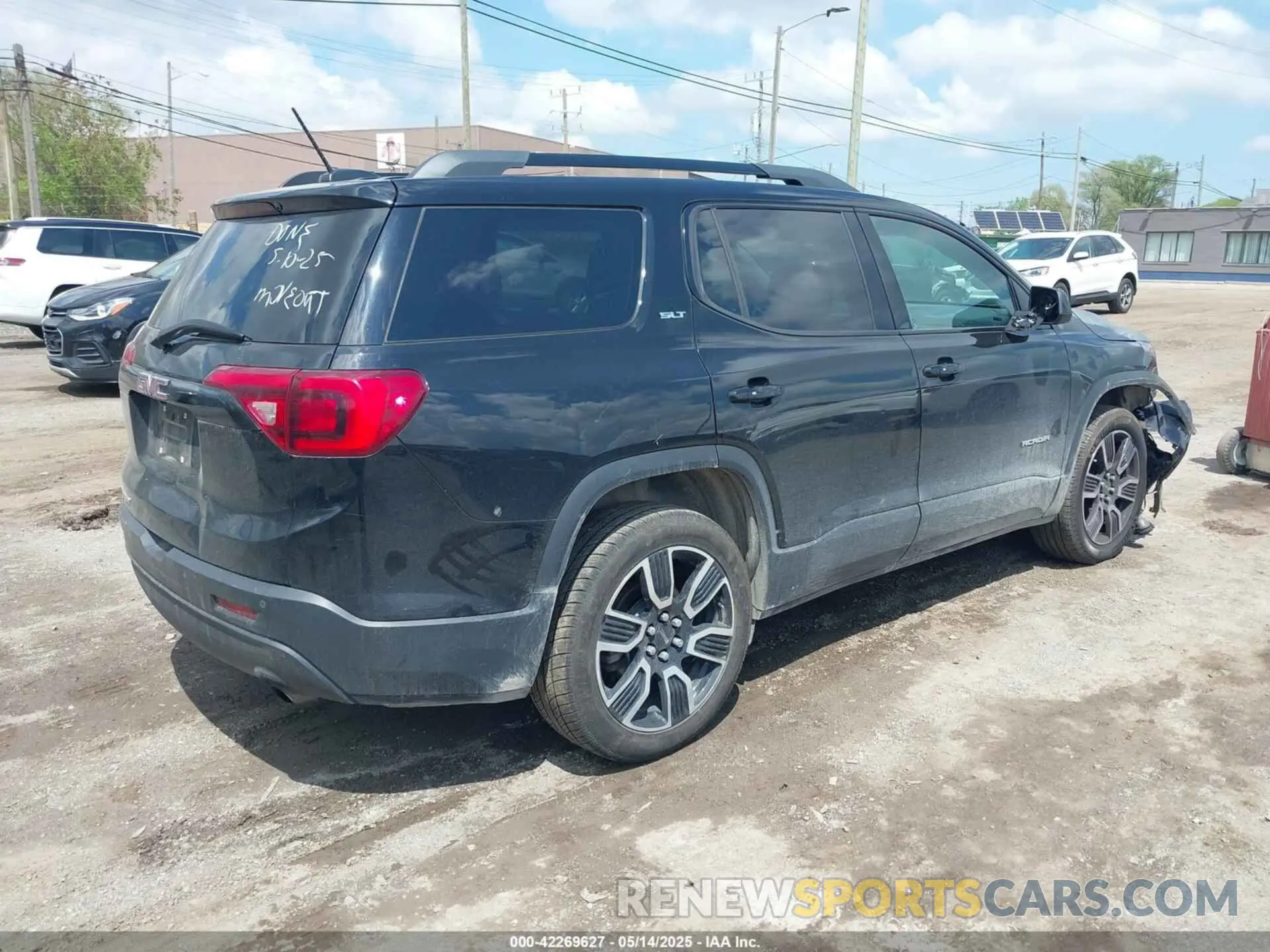 4 Photograph of a damaged car 1GKKNMLA8KZ285622 GMC ACADIA 2019