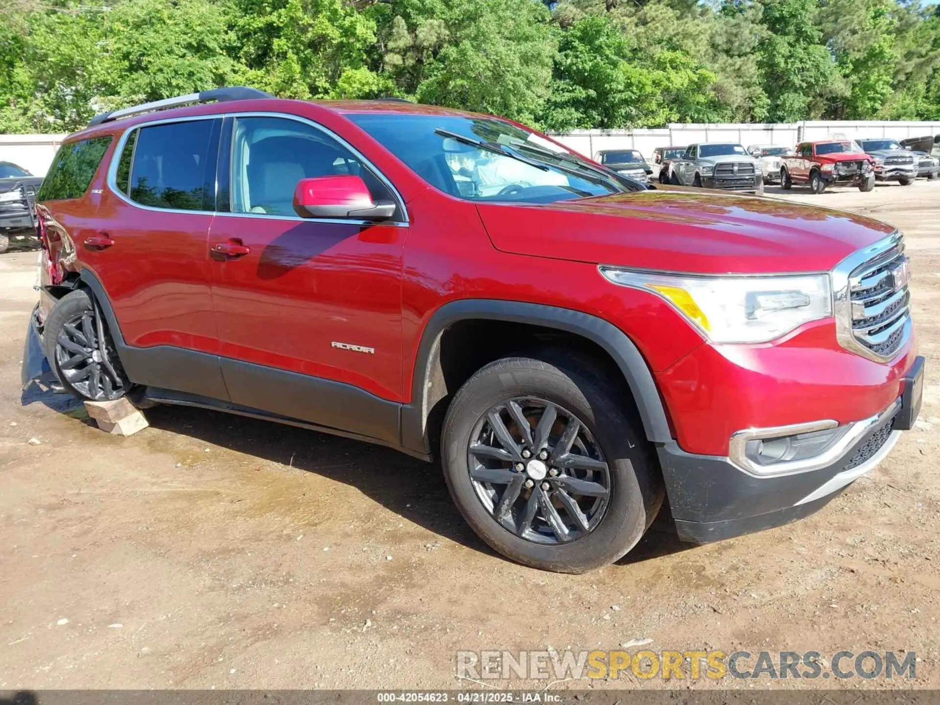 1 Photograph of a damaged car 1GKKNMLS0KZ140728 GMC ACADIA 2019