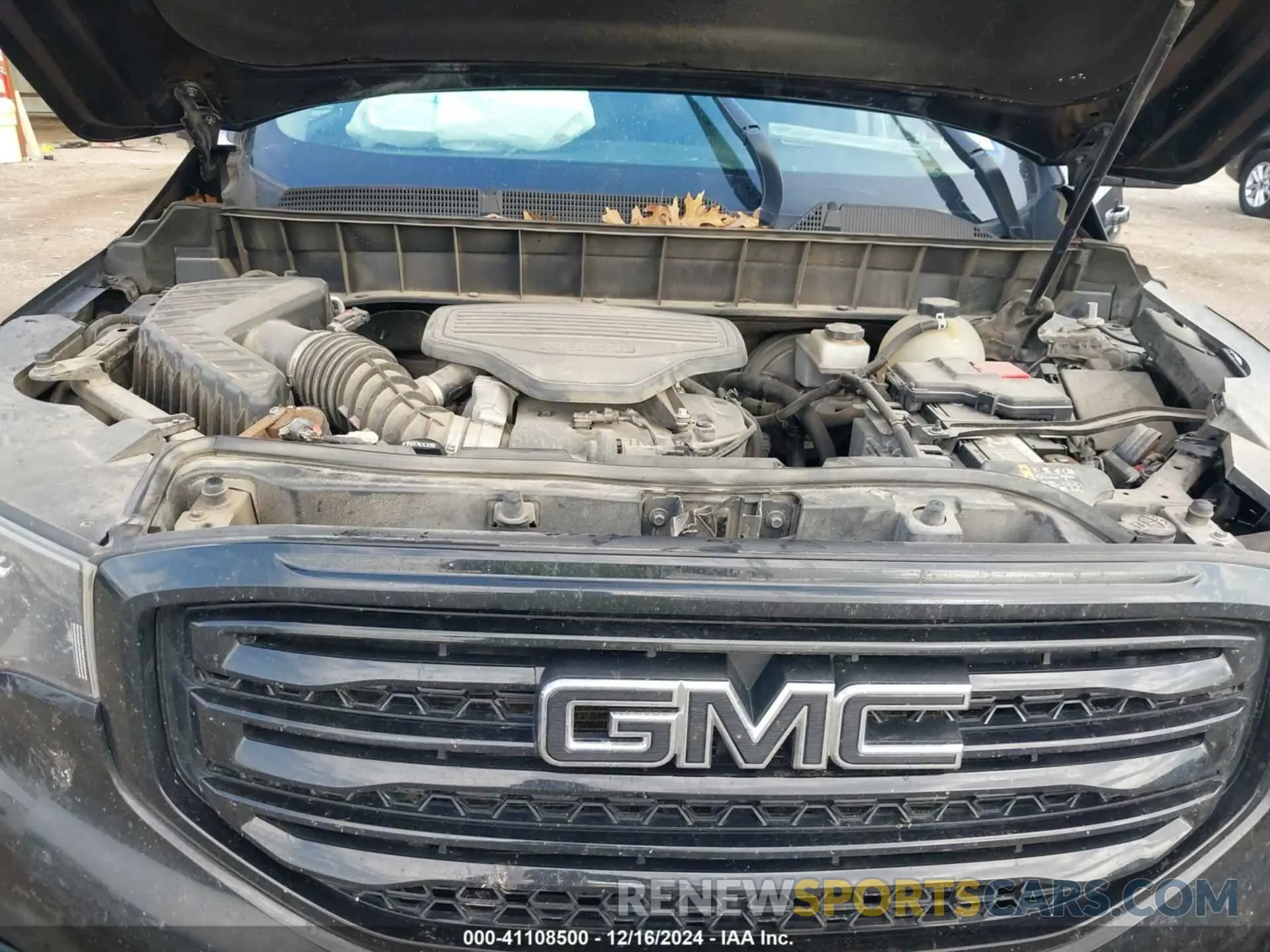 10 Photograph of a damaged car 1GKKNMLS0KZ163345 GMC ACADIA 2019