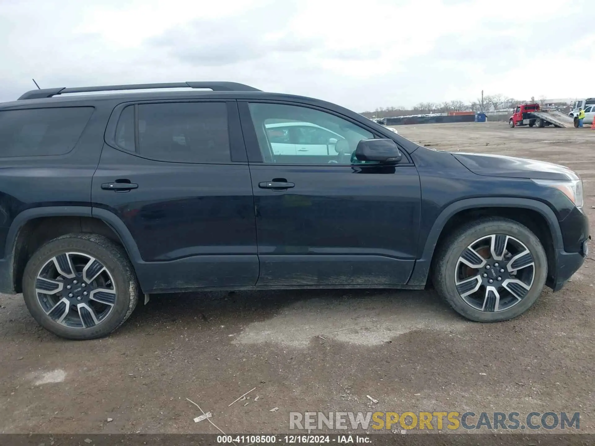 14 Photograph of a damaged car 1GKKNMLS0KZ163345 GMC ACADIA 2019