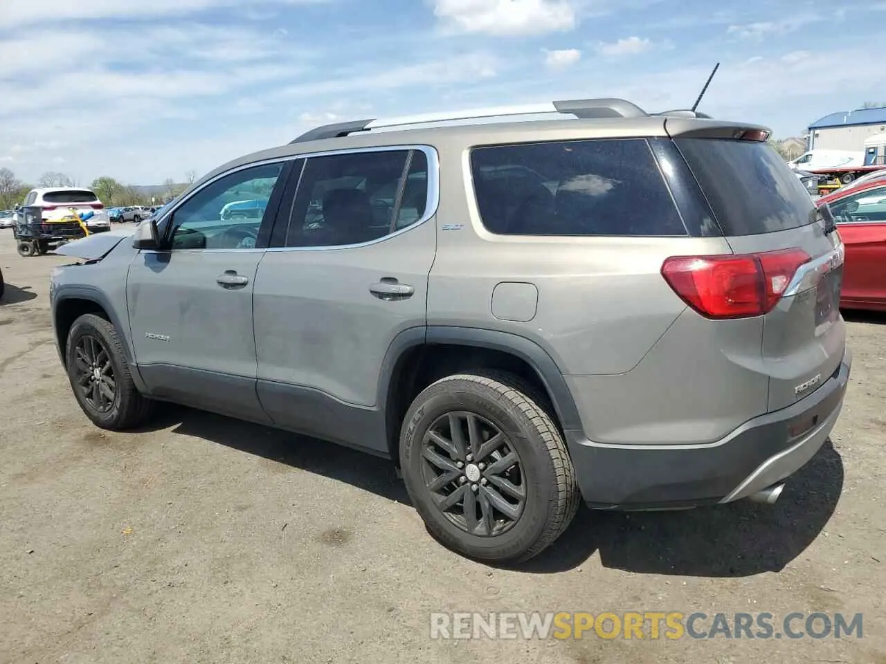 2 Photograph of a damaged car 1GKKNMLS0KZ206856 GMC ACADIA 2019