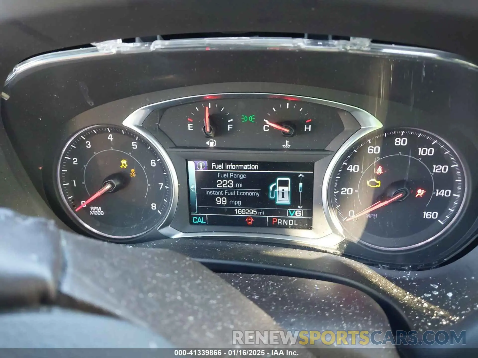 7 Photograph of a damaged car 1GKKNMLS0KZ243423 GMC ACADIA 2019