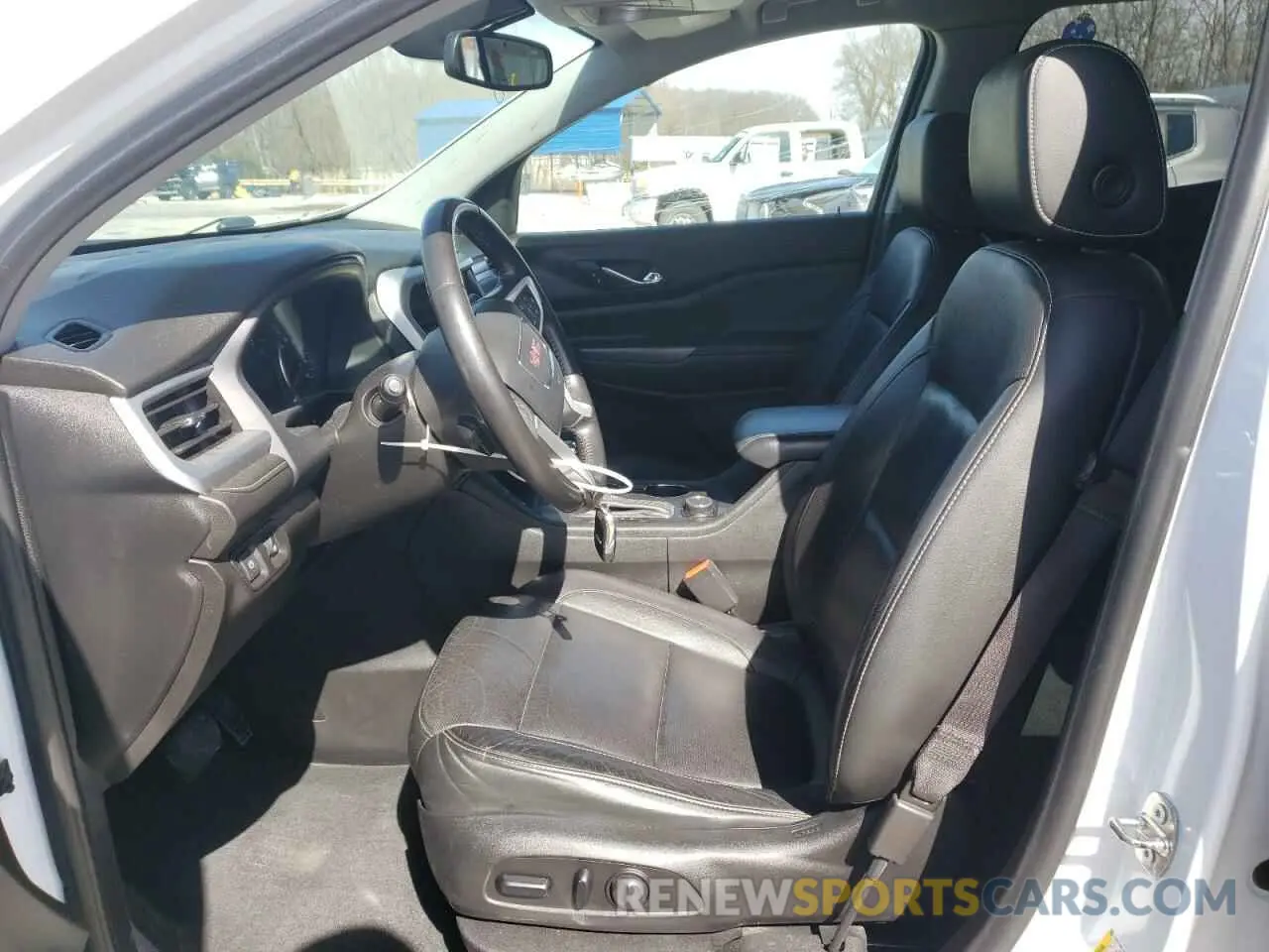 7 Photograph of a damaged car 1GKKNMLS0KZ264305 GMC ACADIA 2019