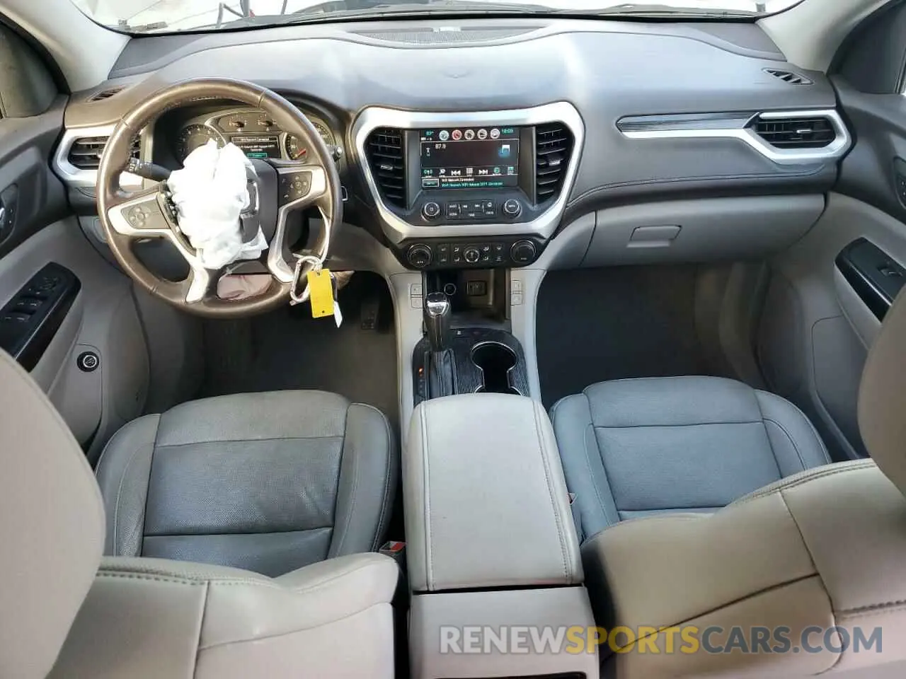 8 Photograph of a damaged car 1GKKNMLS1KZ120052 GMC ACADIA 2019