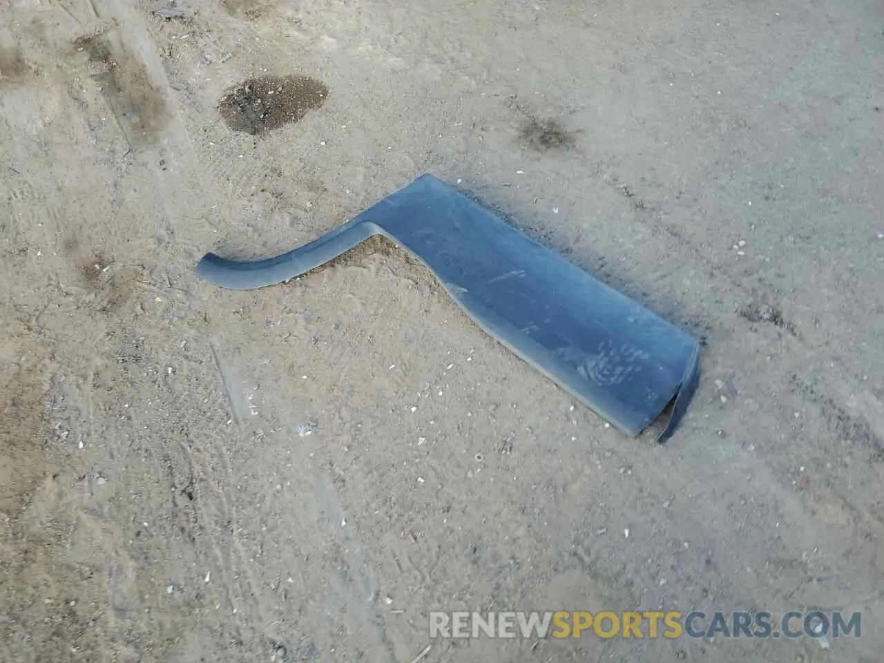 15 Photograph of a damaged car 1GKKNMLS1KZ139247 GMC ACADIA 2019