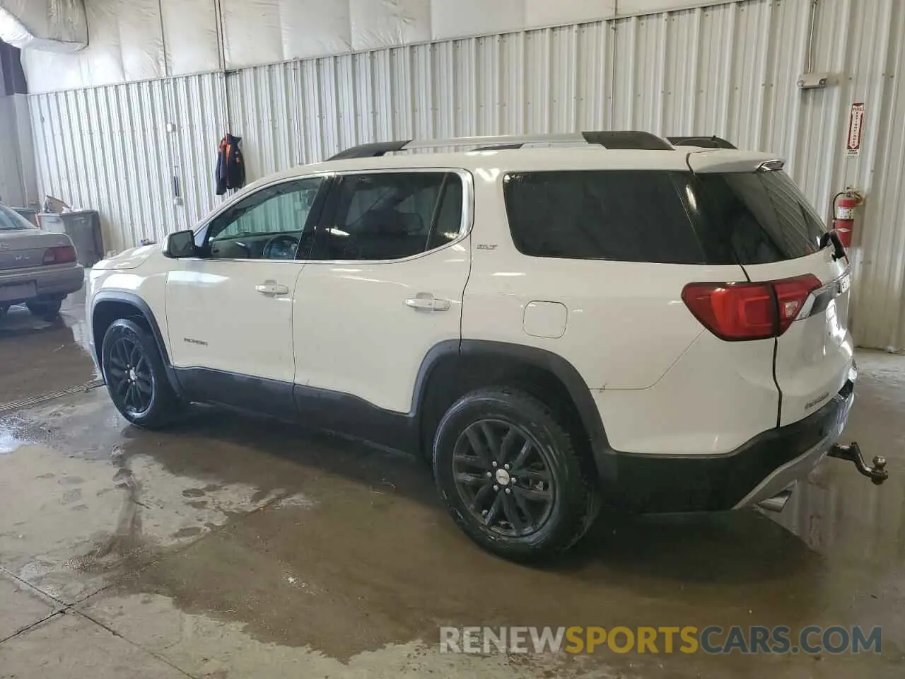 2 Photograph of a damaged car 1GKKNMLS1KZ213346 GMC ACADIA 2019