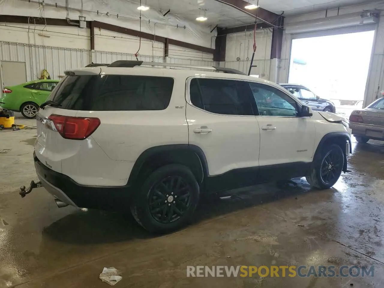 3 Photograph of a damaged car 1GKKNMLS1KZ213346 GMC ACADIA 2019